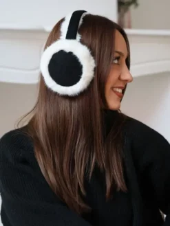 Fashion Cache oreilles Victoria blanc-noir Echarpes, Bonnets & Cagoules