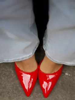 Shop Escarpins Marie Rouge Chaussures