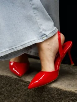 Shop Escarpins Marie Rouge Chaussures