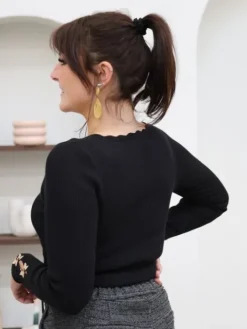 Sale Pull Carolane Noir Pulls Et Gilets