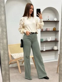 New Pull Laure Creme Pulls Et Gilets