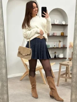 Best Sale Pull Madelaine Beige Pulls Et Gilets