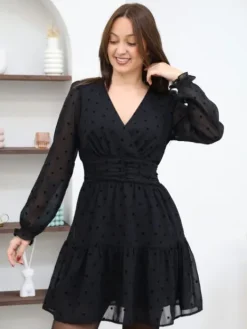 Hot Robe courte Alina Noir Robes