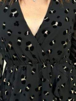 Shop Robe Naomia Noir Robes